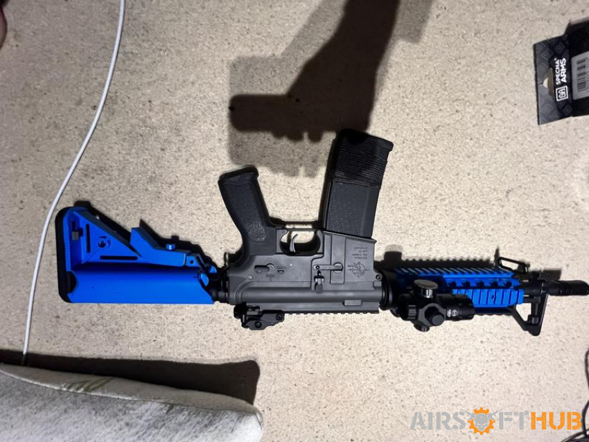 Specna Arms E04 Edge Bundle - Used airsoft equipment