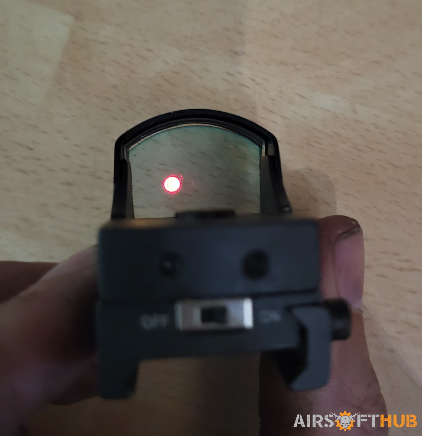 Striker systems red dot - Used airsoft equipment