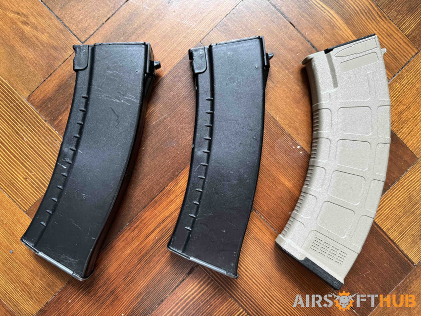 AK magazines x 3 - Used airsoft equipment