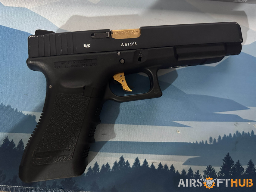 Specna arms m4 and G34 - Used airsoft equipment