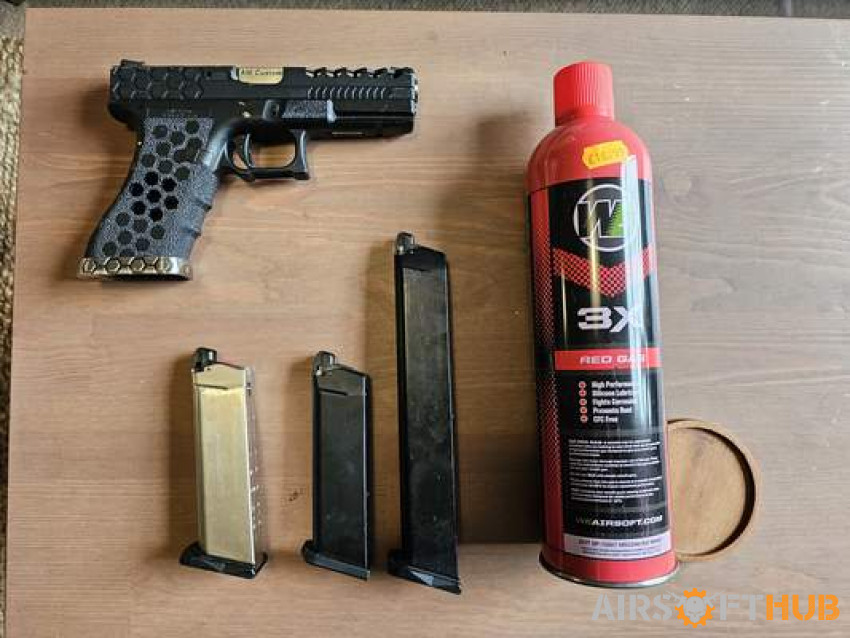 ICS M4 + AW Glock Bundle - Used airsoft equipment
