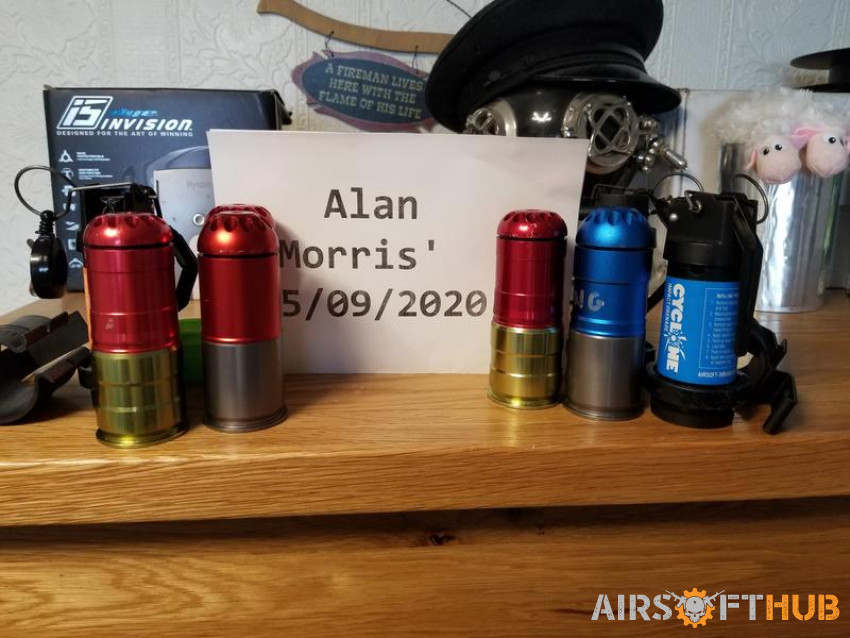 Cyclone impact grenades - Used airsoft equipment