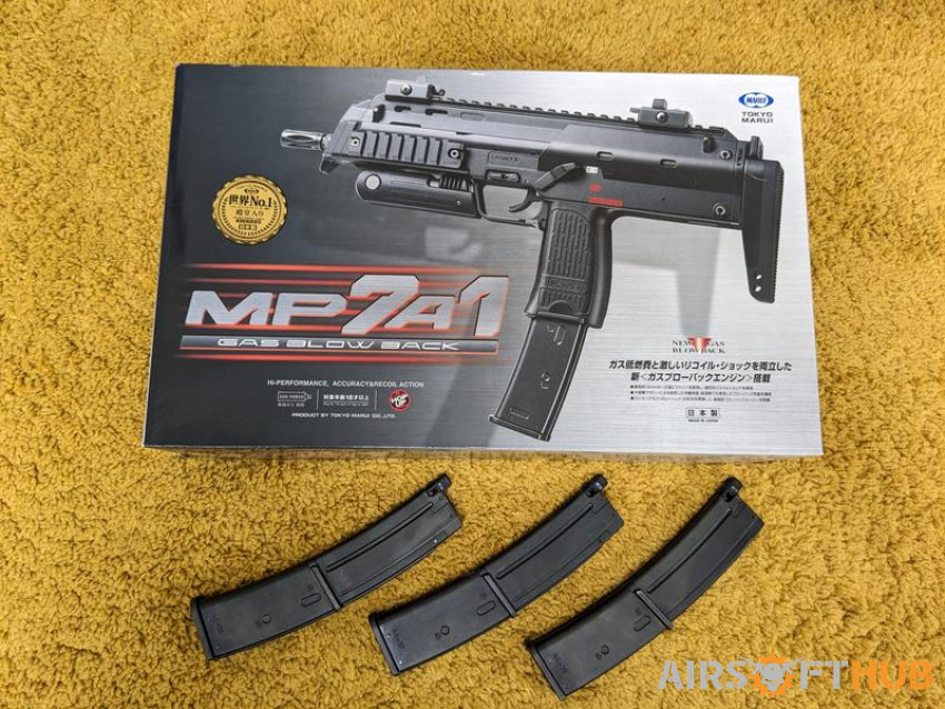 Tokyo Marui mp7a1 with 4 mags. - Used airsoft equipment