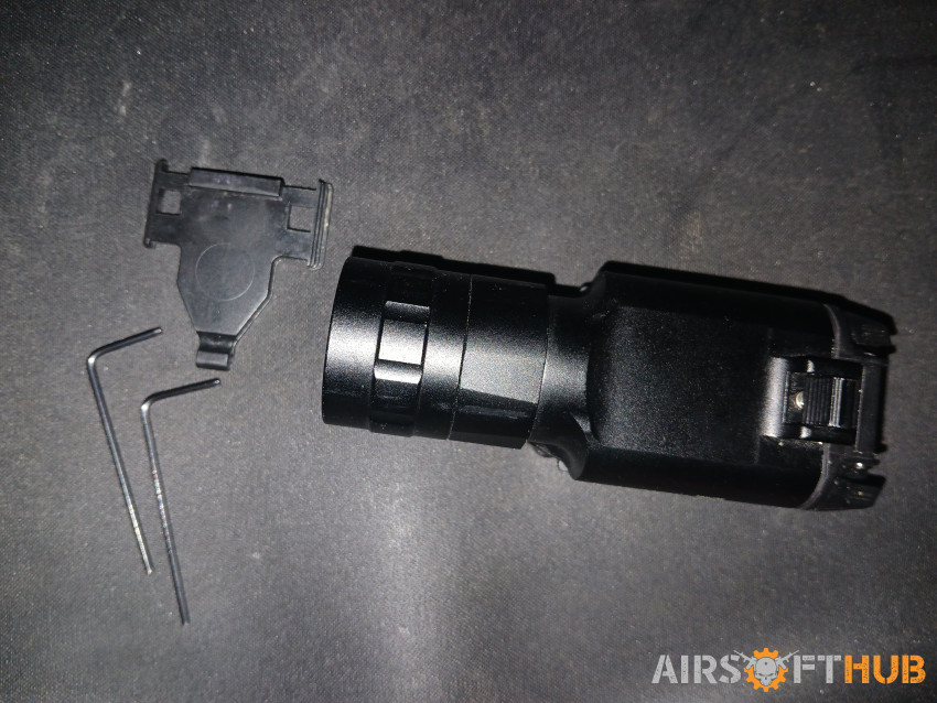 Hi Capa 5.1 and pistol light - Used airsoft equipment