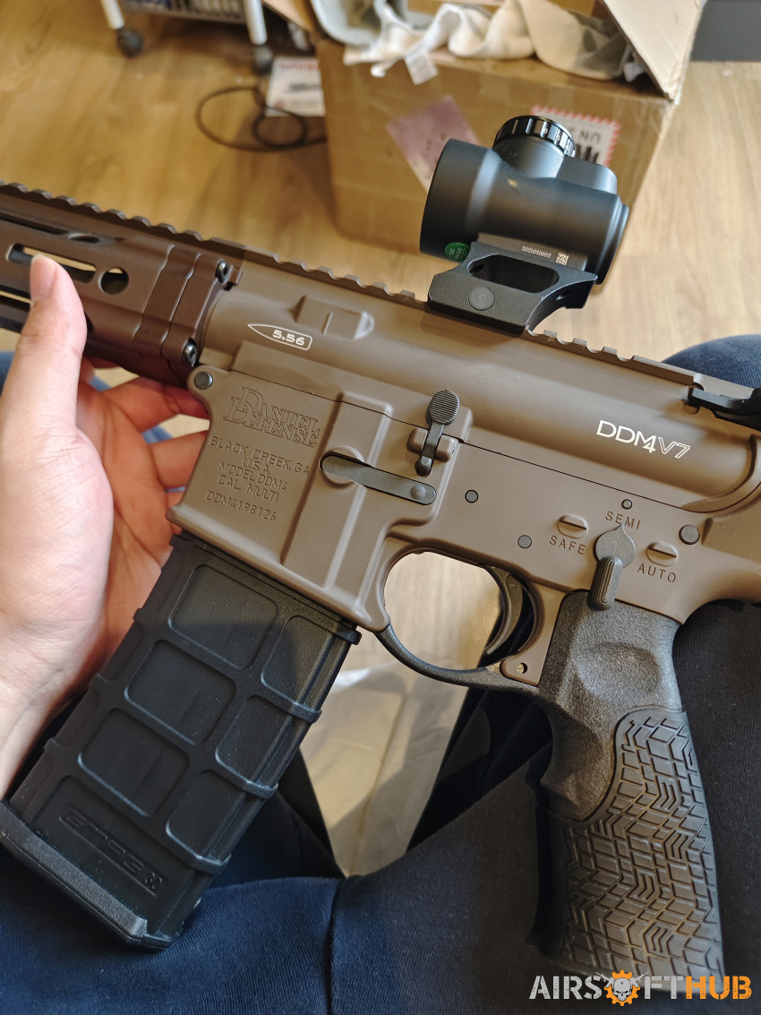GHK Daniel defense ddm4 v7 tan - Used airsoft equipment
