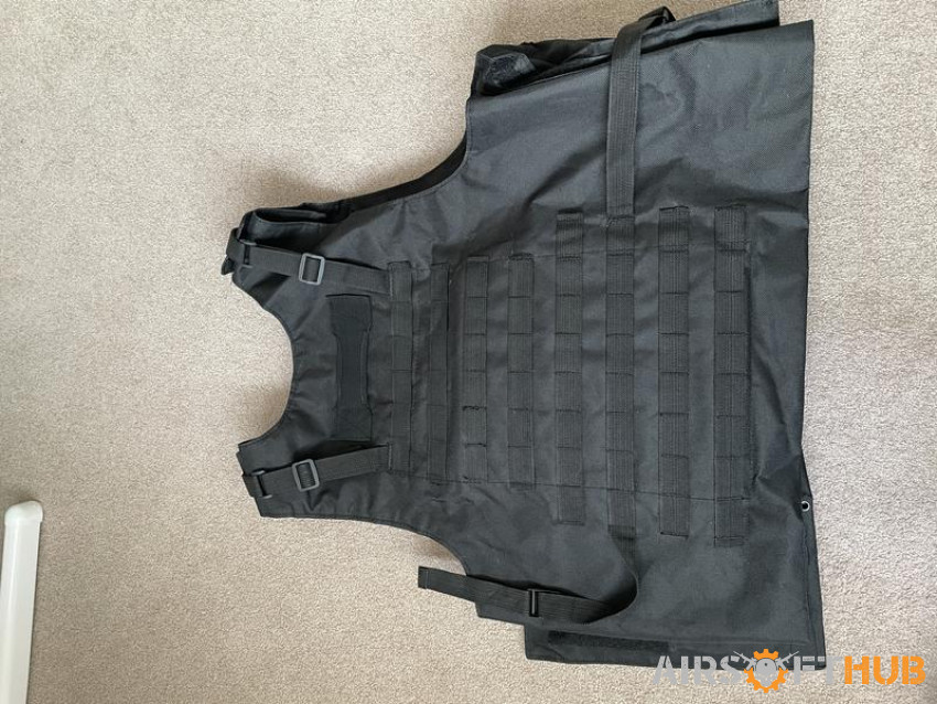 Black Assault tactical Gear - Used airsoft equipment