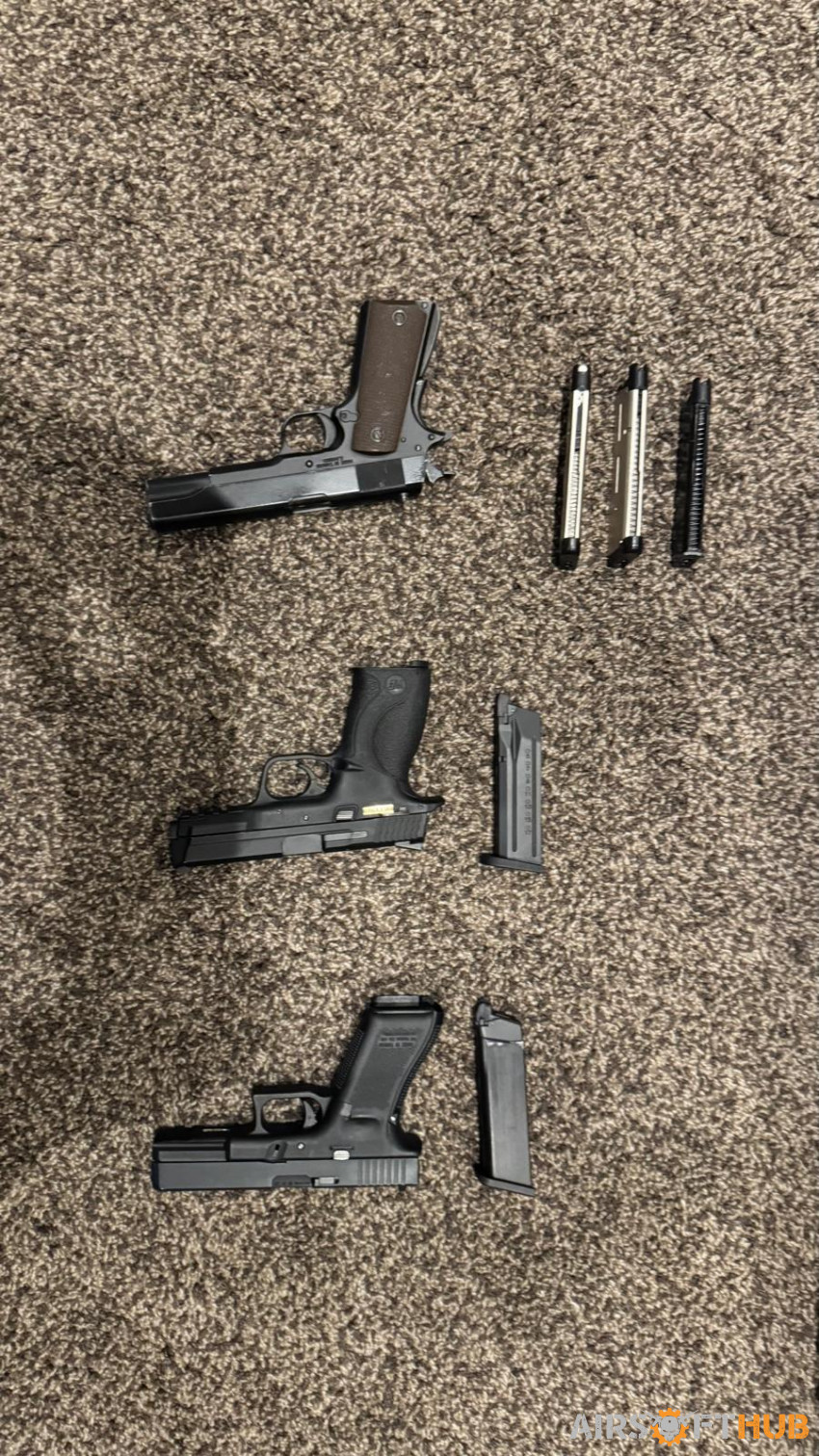 Gas pistol bundle - Used airsoft equipment
