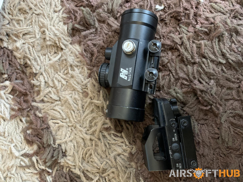 2 working sights - Used airsoft equipment
