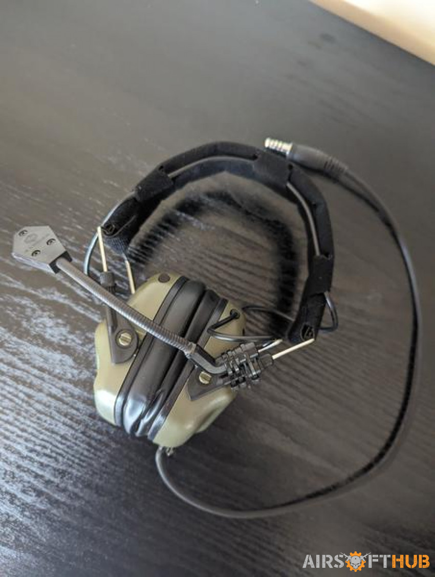 Earmor m32 headset - Used airsoft equipment