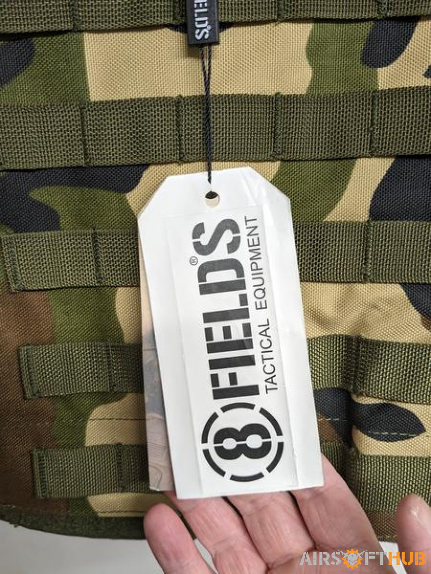 8Fields Tactical vest forest - Used airsoft equipment