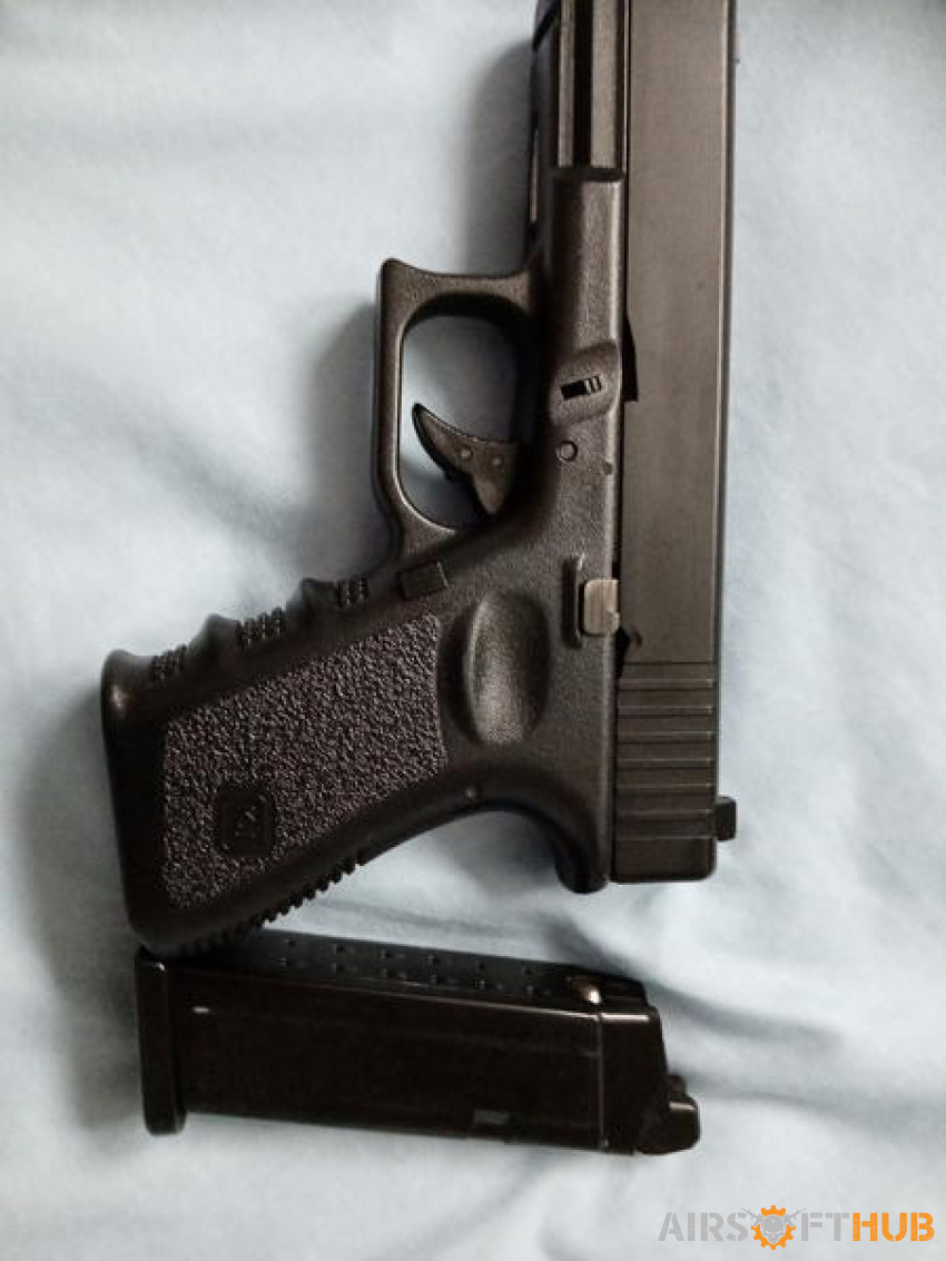 KJW Glock 17 - Used airsoft equipment