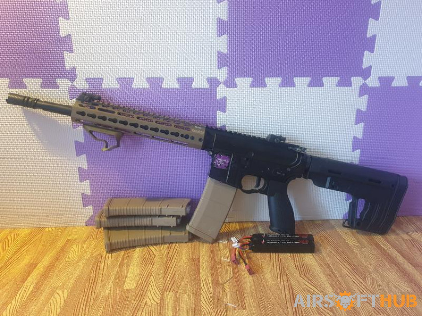 Custom M4 - Used airsoft equipment