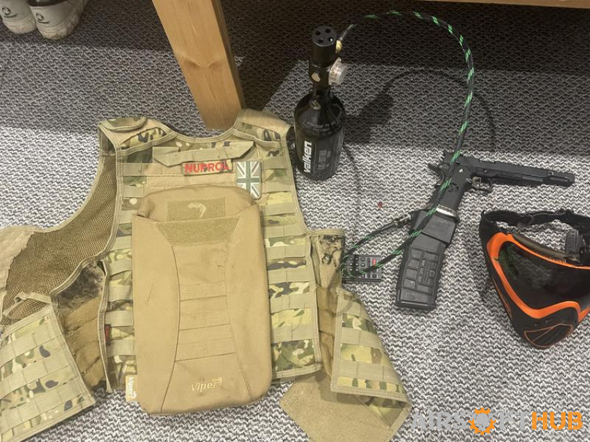 CQB Pistol, Adapter and tank - Used airsoft equipment