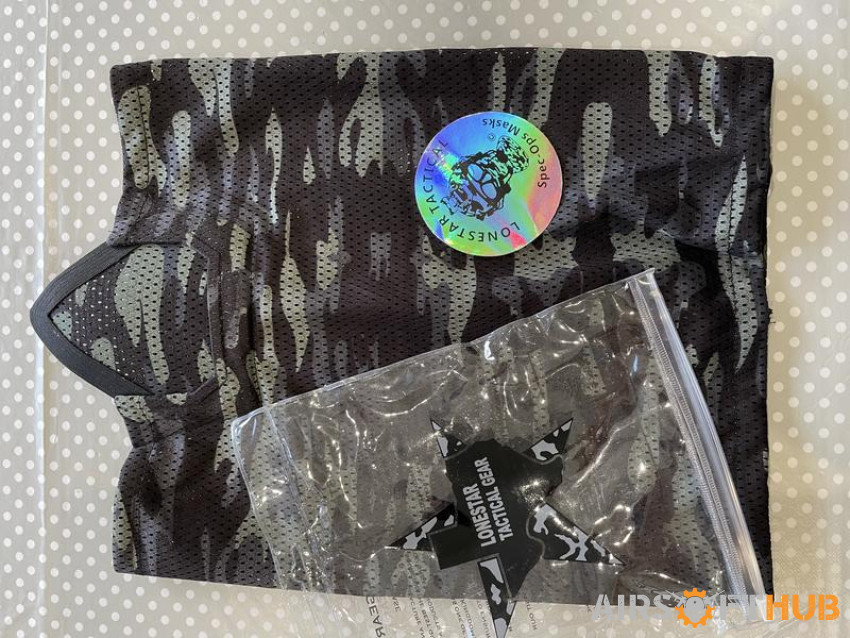 Lonestar Mask & Admin Pouches - Used airsoft equipment