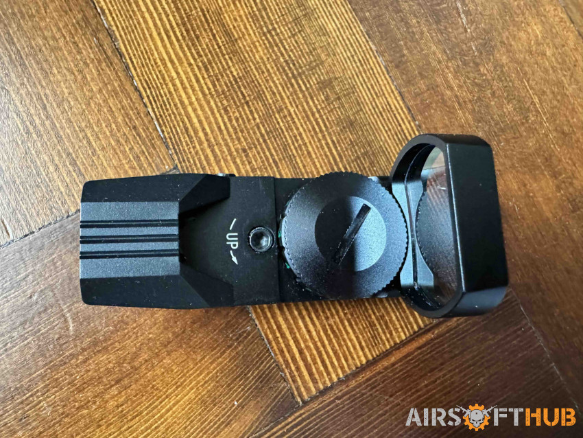 Reflex Sight - Used airsoft equipment
