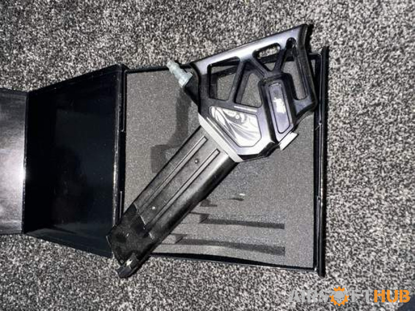 Monk customs - Used airsoft equipment