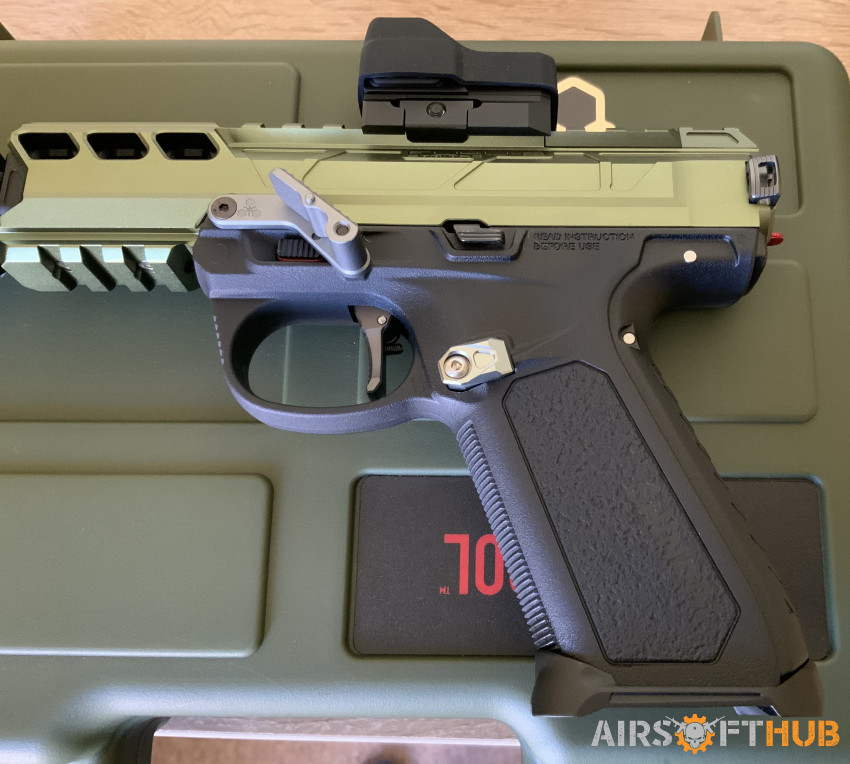 Custom AAP-01 by BZ Tactical - Used airsoft equipment