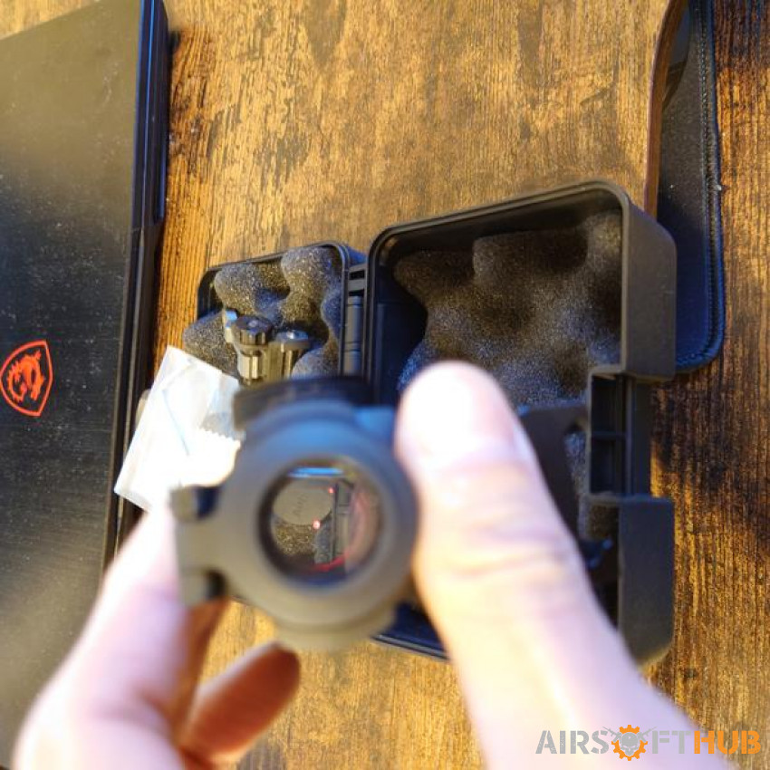 T2 red dot + G&G rear sight - Used airsoft equipment