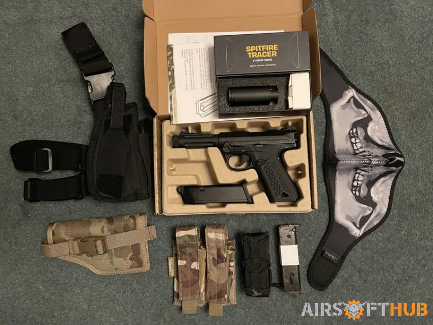 AAP-01 and extras - Used airsoft equipment
