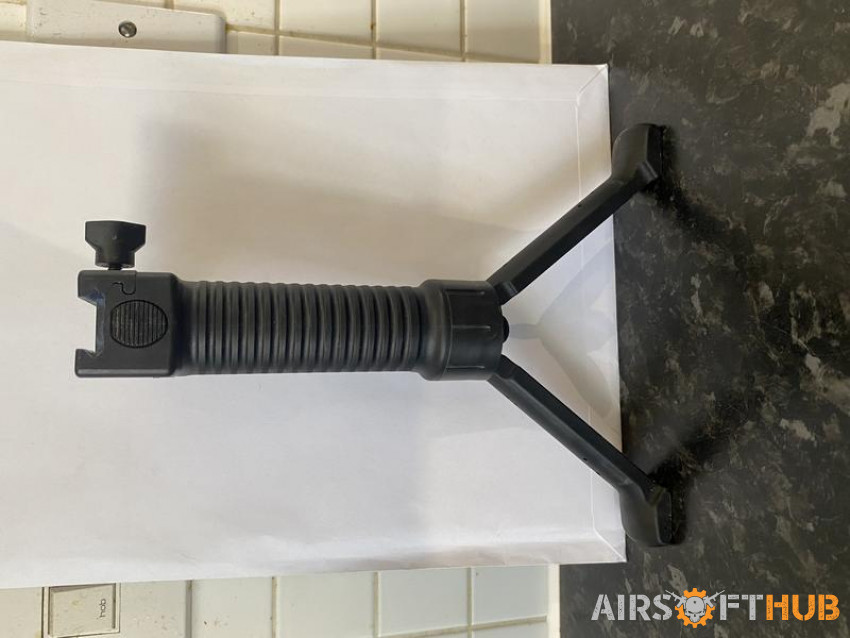 GPS Grip Pod Picatinny Mount - Used airsoft equipment