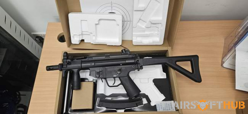 CYMA CM.041PDW SMG-5 Blue Ed. - Used airsoft equipment