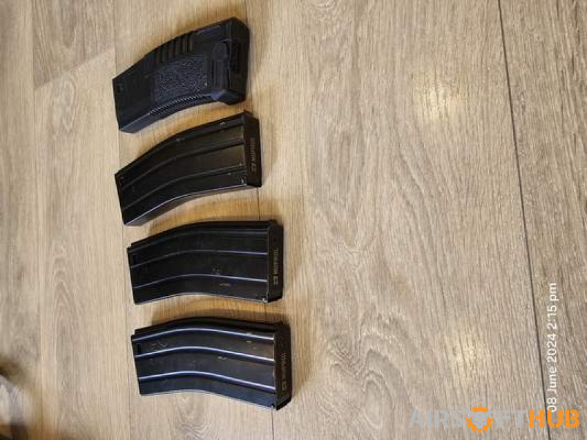 Tac bag full of items - Used airsoft equipment