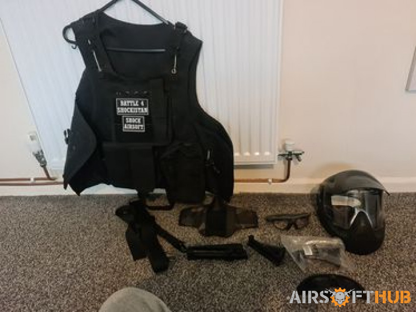 Airsoft Bundle - Used airsoft equipment