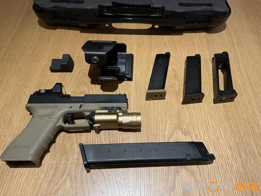 Glock 18 upgraded plus extras - Used airsoft equipment