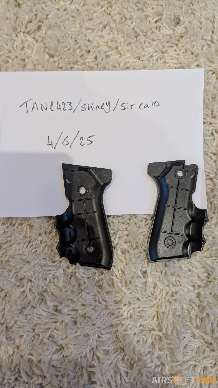 M92 houge style grips - Used airsoft equipment