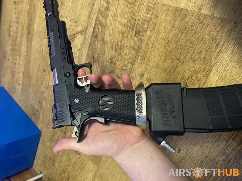 Speedqb pistol with Hpa adap - Used airsoft equipment