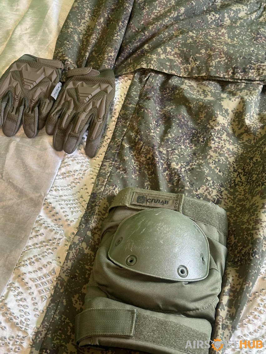 Russian Digi flora full kit - Used airsoft equipment