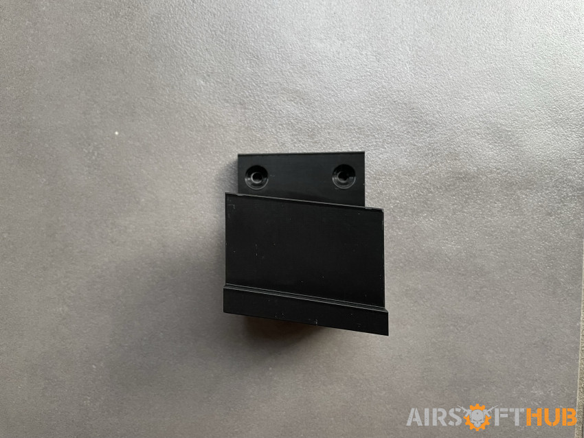M4/AR15 Rifle Wall Mount - Used airsoft equipment