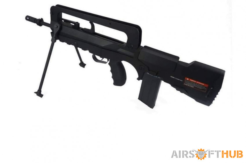 Famas - Used airsoft equipment