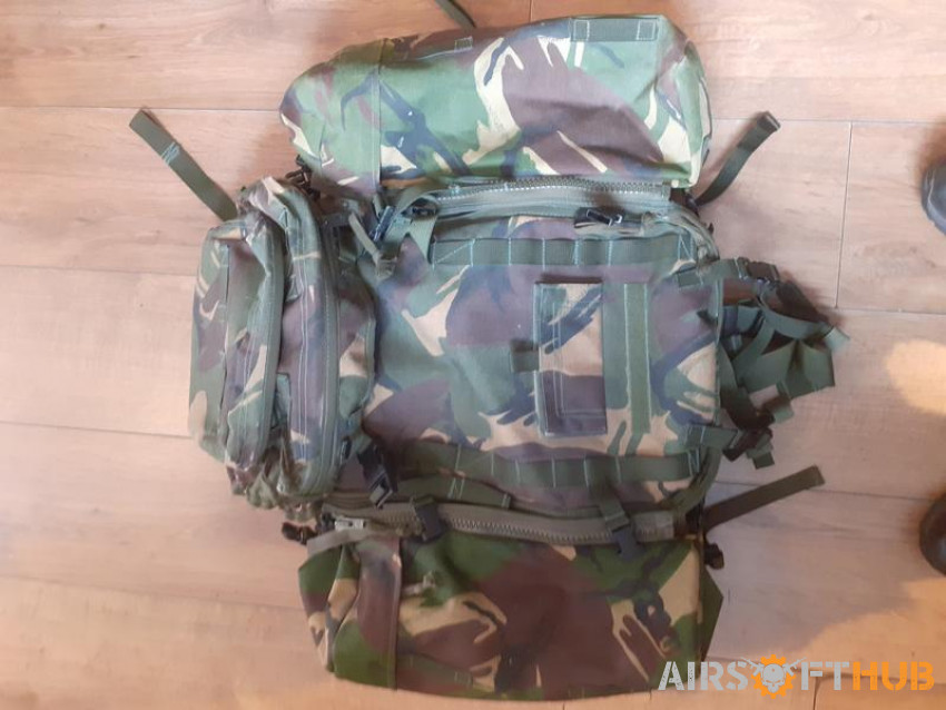 Genuine army dpm medic bergen/ - Used airsoft equipment