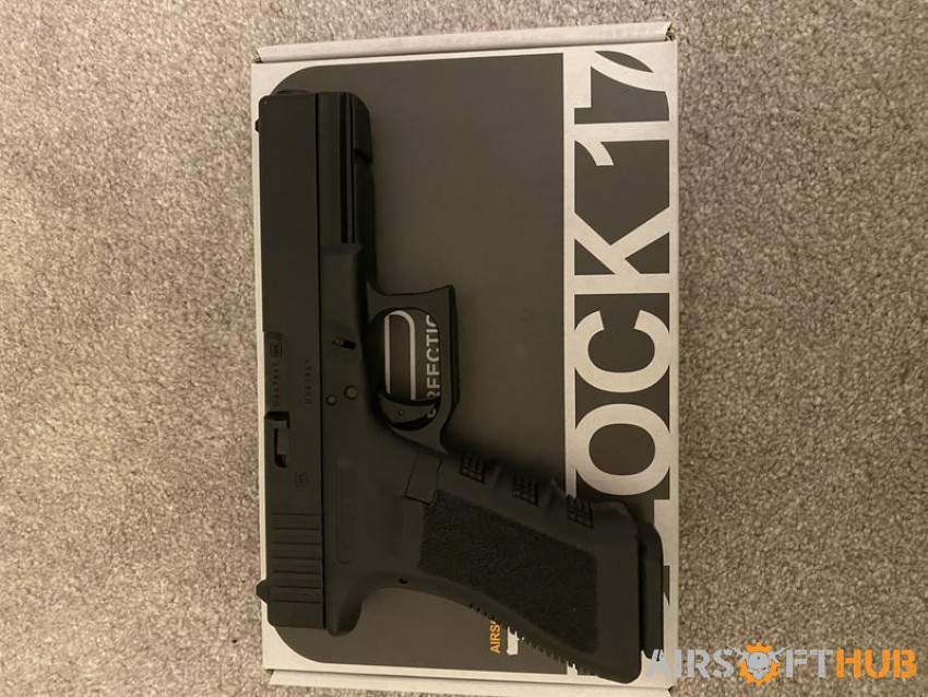 GHK Glock 17 - Used airsoft equipment