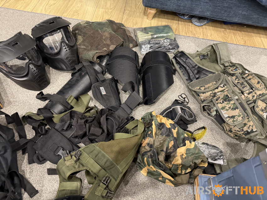 Airsoft bundle huge kit - Used airsoft equipment