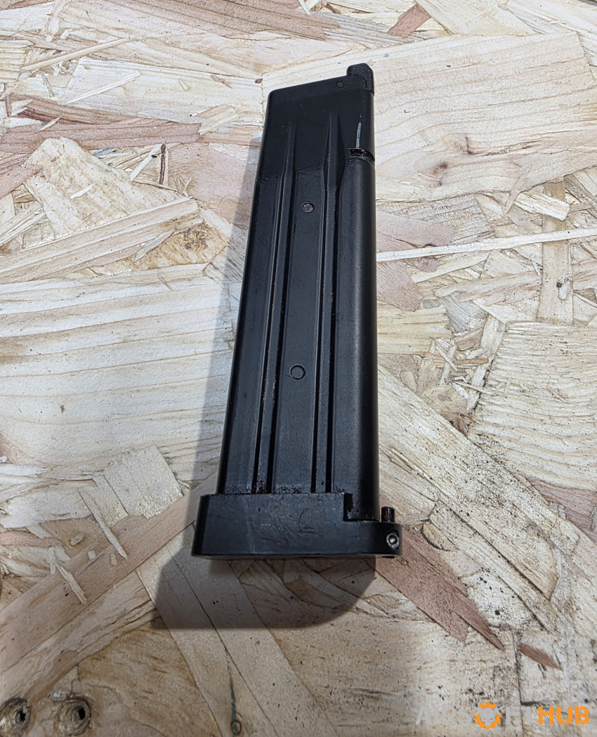 Army Armament 30rnd Magazine - Used airsoft equipment