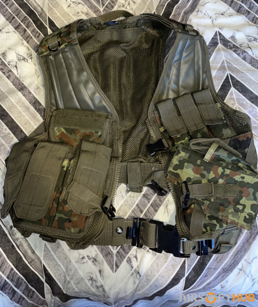 Mil-tec tactical vest - Used airsoft equipment