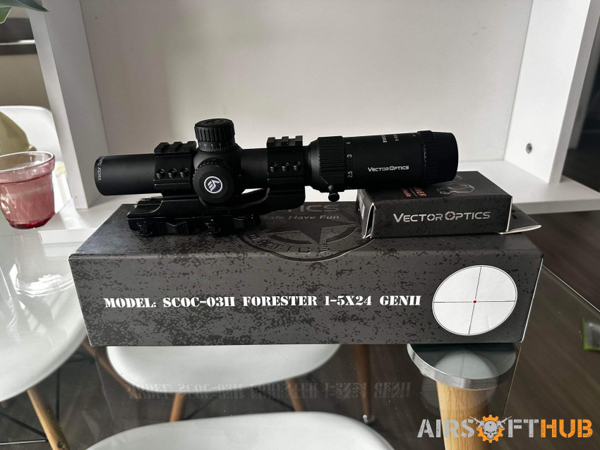Vector Optics Forester 1-5x24 - Used airsoft equipment