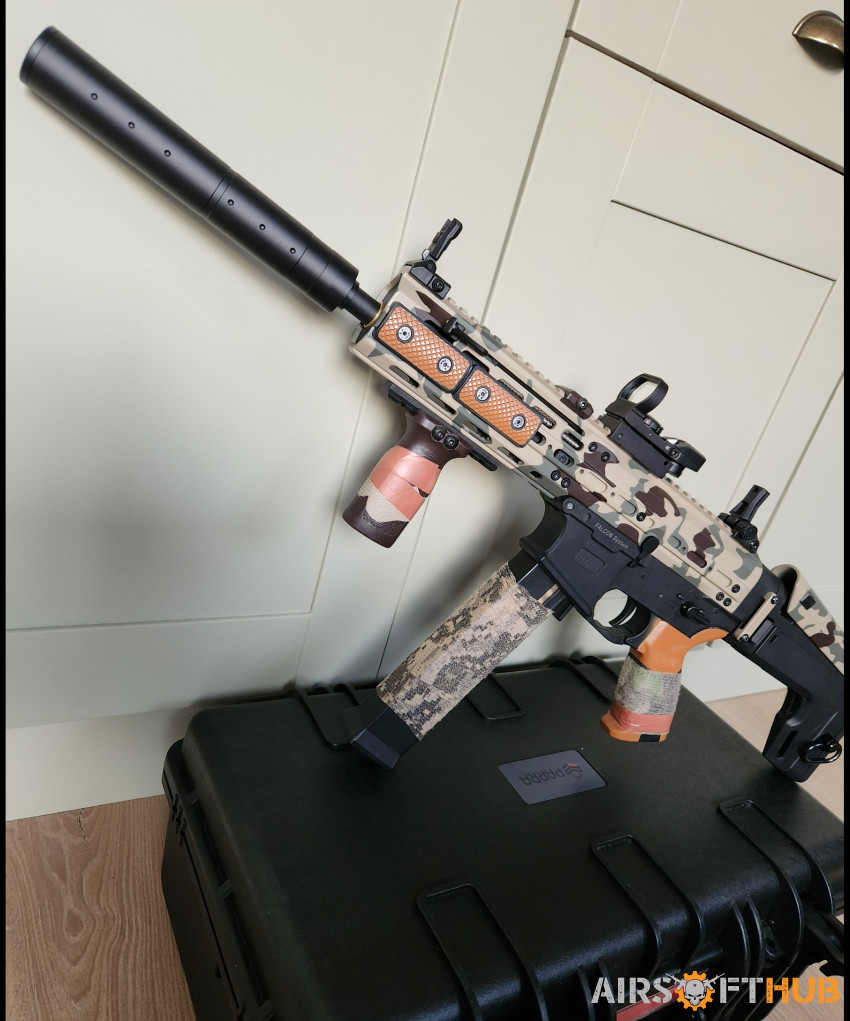 Custom UTR45 with mags & more! - Used airsoft equipment