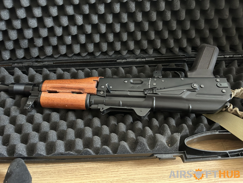 Ak cyma CM045A with accessorie - Used airsoft equipment