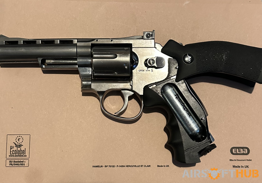 Dan Wesson Magnum/Revolver CO2 - Used airsoft equipment