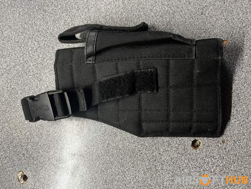 Lots of Molle pouches - Used airsoft equipment