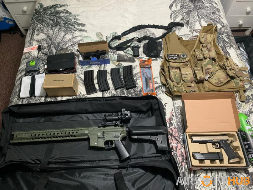 HUGE Airsoft Bundle - Used airsoft equipment
