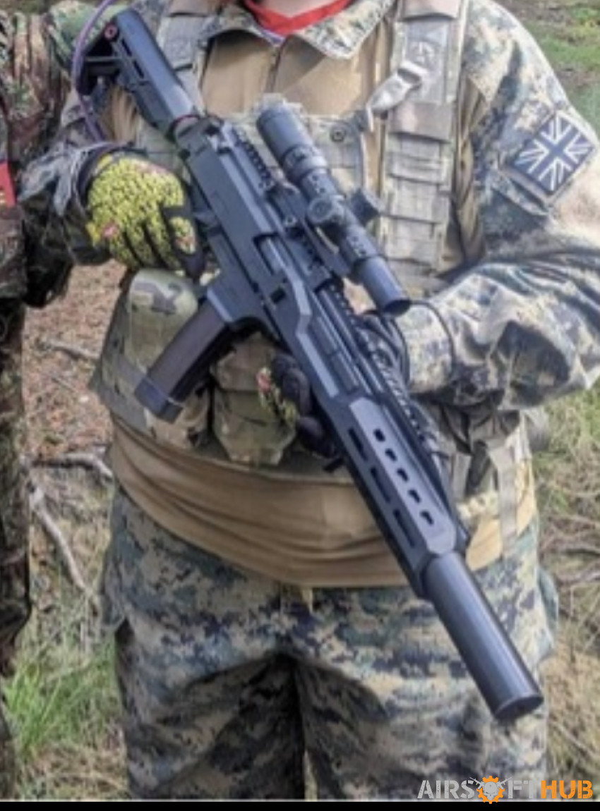 IWA SHOW BUILT EVO CARBINE - Used airsoft equipment