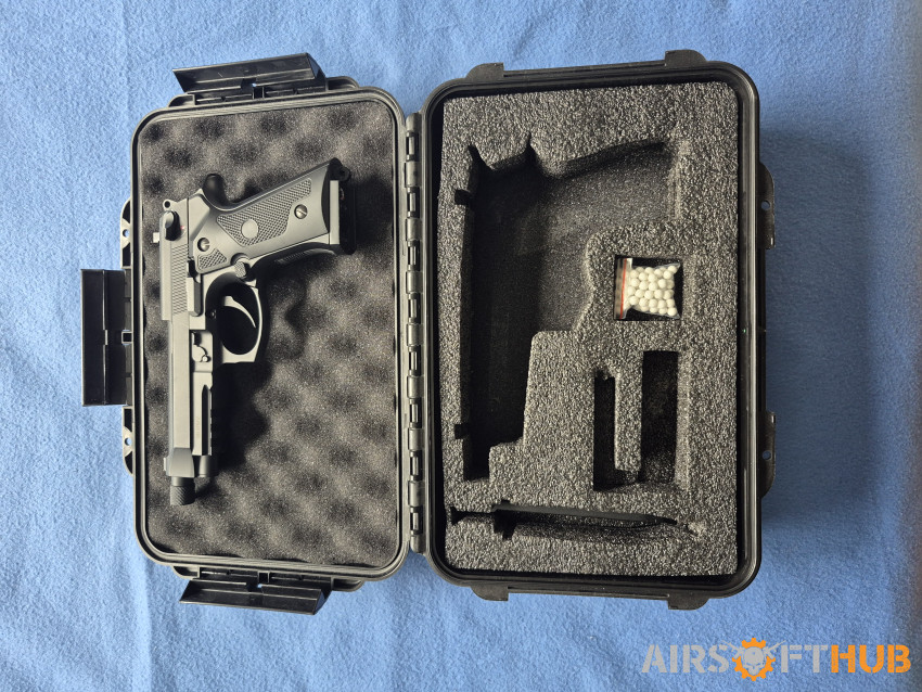 Airsoft bundle - 3x guns + mor - Used airsoft equipment