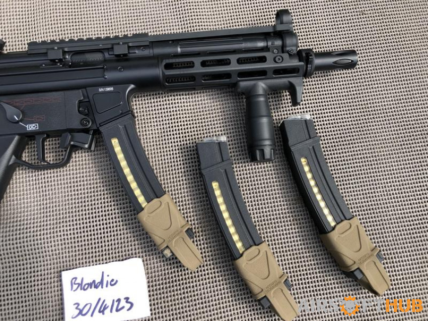 Cyma CM.041G MP5 with Titan - Used airsoft equipment