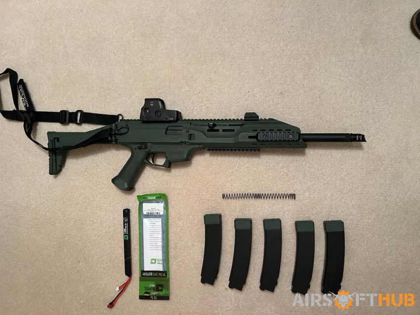 Scorpion evo Carbine w/ extras - Used airsoft equipment