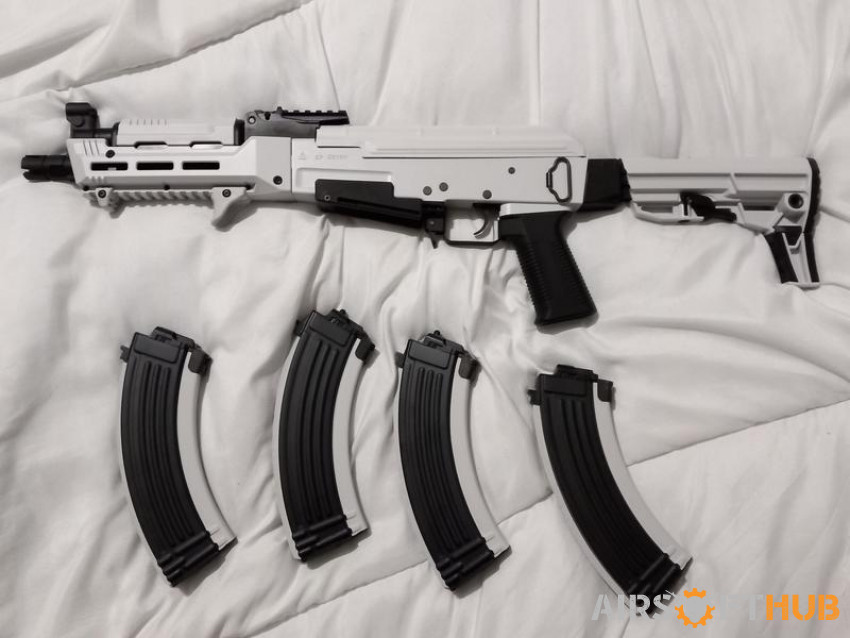 Ak White storm ngrs - Used airsoft equipment