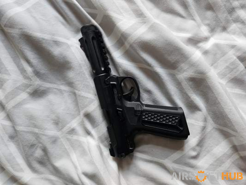 AAP01 - Used airsoft equipment